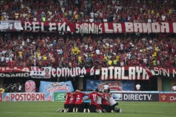 •En 2007 en un amistoso entre Colombia y Uruguay, Falcao y Ospina debutaron con la Selección. •Cúcuta Deportivo jugó el partido de ida de la final del torneo Clausura de 2006 en este estadio. Luego en Ibagué ganó su primera estrella.