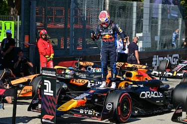 Séptima pole, de 7 Grandes Premios, para Max Verstappen. Consigue así igualar un récord de la F1 con más poles seguidas desde el inicio de la temporada.