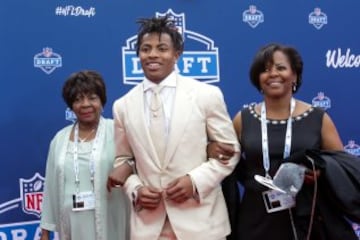 Vernon Hargreaves III con su familia.