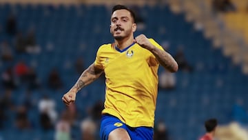 Joselu celebra un gol con Al Gharafa.