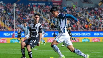 during the 8th round match between Necaxa and Pachuca as part of the Torneo Clausura 2024 Liga BBVA MX at Victoria Stadium on February 23, 2024 in Aguascalientes, Mexico.