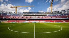 Barcelona muestra un Camp Nou casi finalizado ante los rumores de la apertura