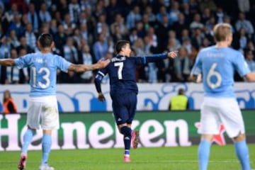 0-1. Cristiano Ronaldo celebró el primer tanto.