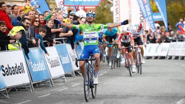 Resumen y resultado de la 2ª etapa de la Vuelta al País Vasco: Alaphilippe vence tras el 'sterrato'