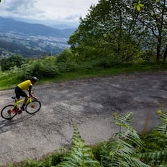 Castro de Herville: el final en alto inédito en La Vuelta, que "se diseñó como una trampa"