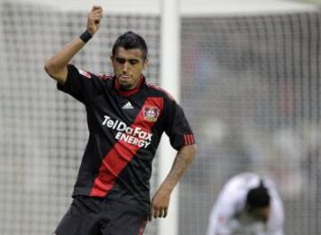 Arturo Vidal llegó en 2007 al Bayer Leverkusen, tras brillar en Colo Colo y la selección Sub 20. Se mantuvo hasta el 2011 y fue transferido a Juventus.