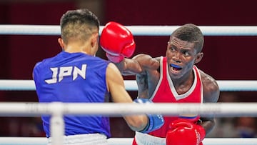 03 August 2021, Japan, Tokyo: Colombia's Yuberjen Martinez (R) and Japan's Ryomei Tanaka in action during the Men's Heavy (48-52kg) quarterfinal 1 boxing match at the Kokugikan Arena, as part of the Tokyo 2020 Olympic Games. Photo: Kim Price/CSM via ZUMA Wire/dpa
03/08/2021 ONLY FOR USE IN SPAIN