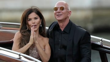 Entre aviones, actos de filantropía y noches de gala, así vive Lauren Sánchez, ahora esposa de Jeff Bezos.
