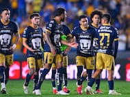 Rogelio FUnes Mori, Pablo Monroy, Nathanael Ananias, Leonardo Suarez, Piero Quispe pf Pumas during the 17th round match between Tigres UANL and Pumas UNAM as part of the Liga BBVA MX, Torneo Clausura 2025 at Universitario Stadium, on April 19, 2025 in Universitario, Mexico.