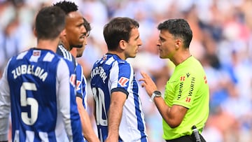 Mikel Oyarzabaly Jesus Gil Manzano.