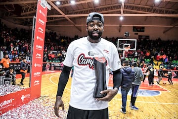 El festejo de Fuerza Regia al ganar la Zona Este de la LNBP