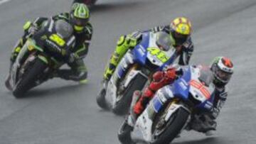 Lorenzo rodó por delante de su compañero Rossi.