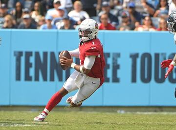 Sep 12, 2021; Nashville, Tennessee, USA; Arizona Cardinals quarterback Kyler Murray (1) runs with the ball against the Tennessee Titans during the second half at Nissan Stadium. Mandatory Credit: Steve Roberts-USA TODAY Sports