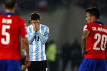 Al fin llegó el título. El decisivo penal de Alexis Sánchez no solo acabó con un partido que desde el inicio fue trabado. Finalizó con 99 años de sequía y frustraciones de La Roja a lo largo de la historia. El título de Copa América era una realidad.