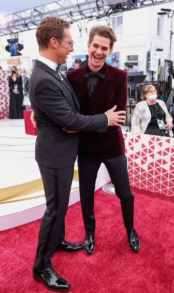 Encuentro entre Benedict Cumberbatch y Andrew Garfield, dos de los nominados a mejor actor.