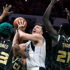 Los Mavericks comprometen su temporada con otra derrota desoladora frente a los Hornets