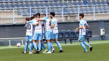 Los jugadores del Málaga, celebrando el 1-0 ante el Albacete.