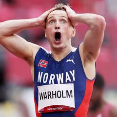 Tokyo Olympics: Warholm breaks own record with sub-46s 400m hurdle gold run