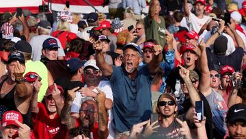 Un testigo asegura que vio al tirador justo antes de disparar en el evento de campaña de Trump en Pensilvania. Hay dos muertos y un herido.