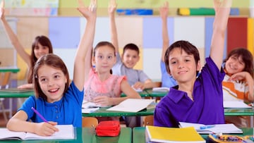 Ni&ntilde;os en el colegio