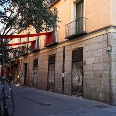 El mítico restaurante olvidado de Madrid que tiene los murales más andaluces de la capital: reabrirá tras 20 años de cierre