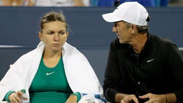 Coach Cahill announces split with Halep for family reasons