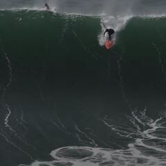 Ian Walsh, enterrado en vida entre las olas gigantes de Mavericks