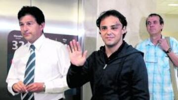 <b>EN EL HOSPITAL. </b>Massa, sonriente, evoluciona favorablemente.