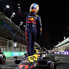 Checo Pérez logra su primera pole position en Fórmula 1