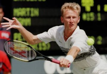 Petr Korda fue sancionado seis meses después por dar positivo por haber ingerido nandrolona.