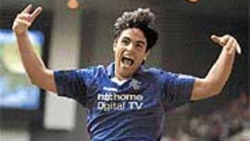 <B>ESCOCIAZ/B>. El donostiarra ganó la liga con el Rangers.