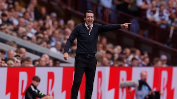 Soccer Football - Premier League - Aston Villa v Newcastle United - Villa Park, Birmingham, Britain - August 16, 2025 Aston Villa manager Unai Emery reacts Action Images via Reuters/Andrew Couldridge EDITORIAL USE ONLY. NO USE WITH UNAUTHORIZED AUDIO, VIDEO, DATA, FIXTURE LISTS, CLUB/LEAGUE LOGOS OR 'LIVE' SERVICES. ONLINE IN-MATCH USE LIMITED TO 120 IMAGES, NO VIDEO EMULATION. NO USE IN BETTING, GAMES OR SINGLE CLUB/LEAGUE/PLAYER PUBLICATIONS. PLEASE CONTACT YOUR ACCOUNT REPRESENTATIVE FOR FURTHER DETAILS..
