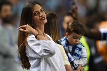 Iker Casillas wife, Sara Carbonero during the celebrations of winning the Portuguese Season title after the Primeira Liga match between FC Porto and Feirense at Estadio do Dragao on May 6, 2018 in Porto, Portugal.