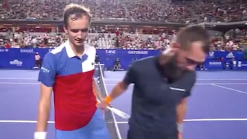 Resumen del Medvedev vs. Benoit Paire en Acapulco