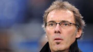 El PSG confirma a Laurent Blanc como sustituto de Ancelotti.