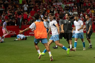 2-2. Antoñito celebra el gol del ascenso a Segunda División en el minuto 124 de la prórroga.