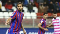 El Fuenla convence pero no vence ante todo un Eibar