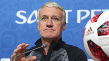 Deschamps en rueda de prensa. 