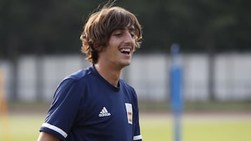 Bryan Gil, en Japón.