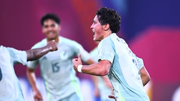 Aldo de Nigris celebrates his goal 1-1 of Mexico during the FIFA Under-17 World Cup match between Mexico (Mexican National Team) and Korea Republic as part of group F at Aspire Zone Academy - Pitch 1 on November 04, 2025 in Doha, Qatar.