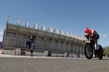 El belga del equipo Lotto Dstny Sébastien Grignard durante su participación en la décima etapa de la Vuelta Ciclista a España, una contrarreloj individual de 25,8 kilómetros en Valladolid.