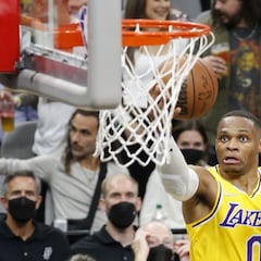 How does NBA free agency work? Difference between restricted and unrestricted free agents