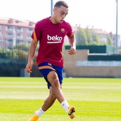 Barcelona declares Sergiño Dest fit to play in Europa League