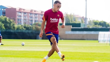 Barcelona declares Sergiño Dest fit to play in Europa League