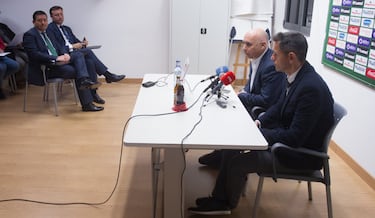 Higuera elige a Felipe Llamazares como sustituto de V¨ªctor Alonso