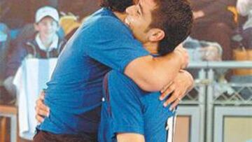 <b>PROTAGONISTA. </b>Riquelme visitó el programa de televisión que presenta Maradona.