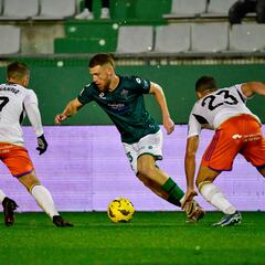 Carlos Vicente será jugador del Alavés en enero