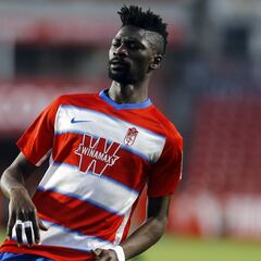 Nuha, el primer ‘9’ universitario