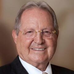 Muere Olegario Vázquez Raña, fundador de Grupo Ángeles y exdeportista olímpico