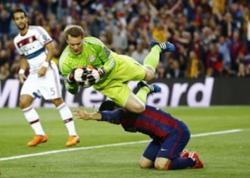 Manuel Neuer ha sido el único portero en competir contra Cristiano Ronaldo y Lionel Messi. En 2014 acabó tercero por detrás de ambos.